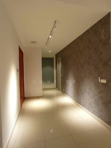 Rumah Berkembar untuk Dijual di Bandar Tropicana Aman (Telok Panglima Garang) - Dave KS - Corridor - PropertyGuru.com.my