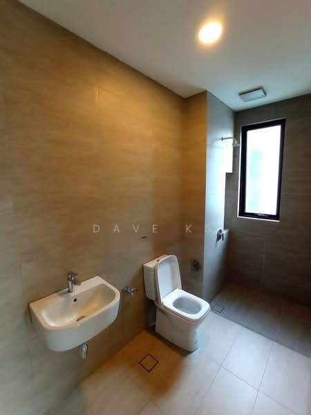 Rumah Berkembar untuk Dijual di Bandar Tropicana Aman (Telok Panglima Garang) - Dave KS - Bathroom - PropertyGuru.com.my
