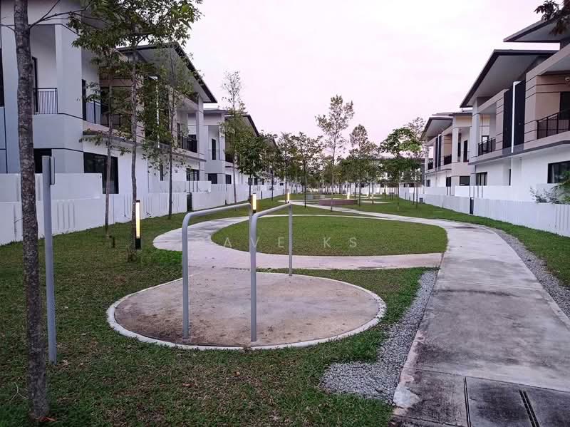 Rumah Berkembar untuk Dijual di Bandar Tropicana Aman (Telok Panglima Garang) - Dave KS - Exterior - PropertyGuru.com.my