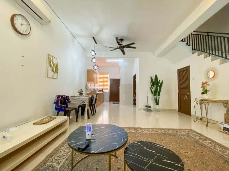 2-storey Terraced House for Sale in Sungai Buloh (Selangor) - Zulhilmi Zakaria - Living Room - PropertyGuru.com.my