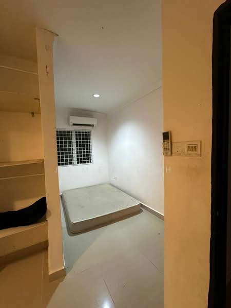 Semi-Detached House for Sale in Batu Caves (Selangor) - James Loh - Bedroom - PropertyGuru.com.my
