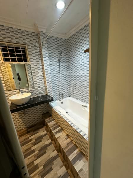 Semi-Detached House for Sale in Batu Caves (Selangor) - James Loh - PropertyGuru.com.my