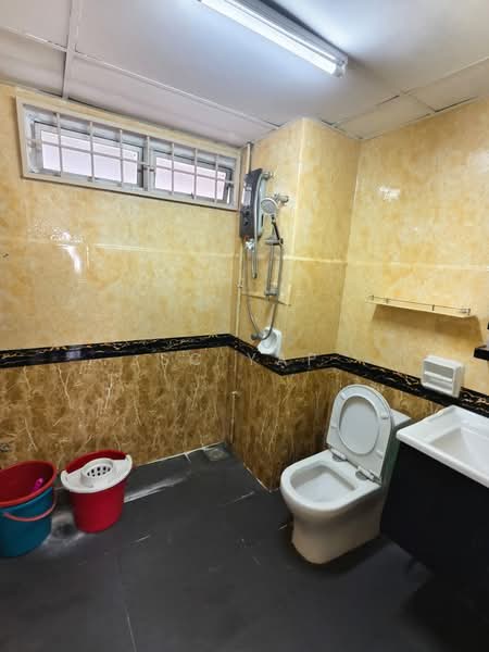 Pangsapuri untuk Dijual di Suria Kipark Damansara - SC Yap - Bathroom - PropertyGuru.com.my