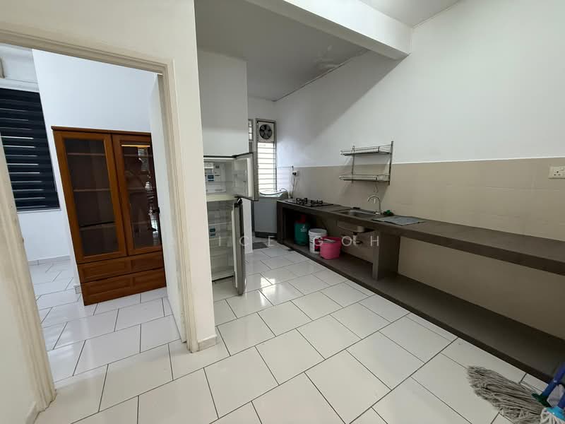 2-storey Terraced House for Rent in Bukit Indah (Iskandar Puteri (Nusajaya)) - Alice Goh - Kitchen - PropertyGuru.com.my