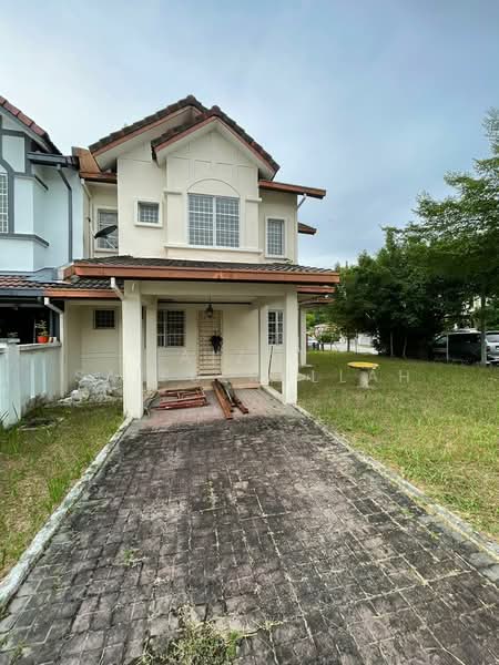 2-storey Terraced House for Sale in Putra Heights (Subang Jaya) - Aizat Saifulrullah - Exterior - PropertyGuru.com.my
