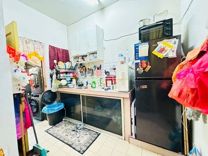 Rumah Teres 2 Tingkat untuk Dijual di Taman Teluk Gedung Indah (Klang) - Jason Lim - Kitchen - PropertyGuru.com.my