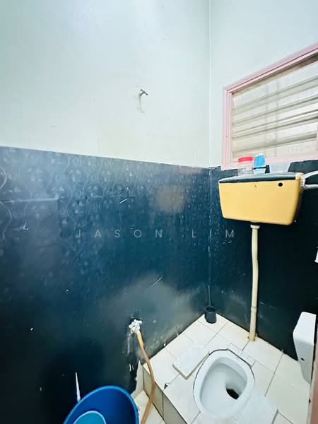 Rumah Teres 2 Tingkat untuk Dijual di Taman Teluk Gedung Indah (Klang) - Jason Lim - Bathroom - PropertyGuru.com.my