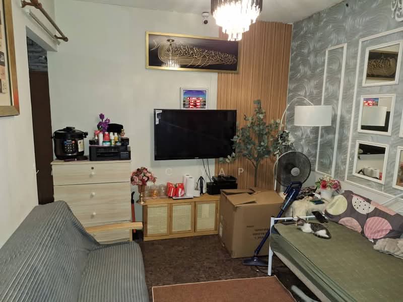 Apartment for Sale at Pangsapuri Seri Jati - SC Yap - Living Room - PropertyGuru.com.my