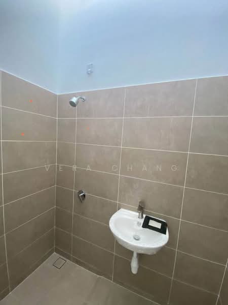 Terraced House for Sale in Taman Ponderosa (Johor Bahru) - Vera Chang - Bathroom - PropertyGuru.com.my