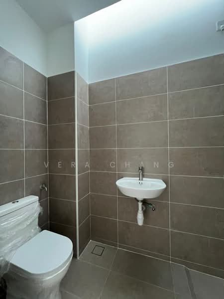 Terraced House for Sale in Taman Ponderosa (Johor Bahru) - Vera Chang - Bathroom - PropertyGuru.com.my