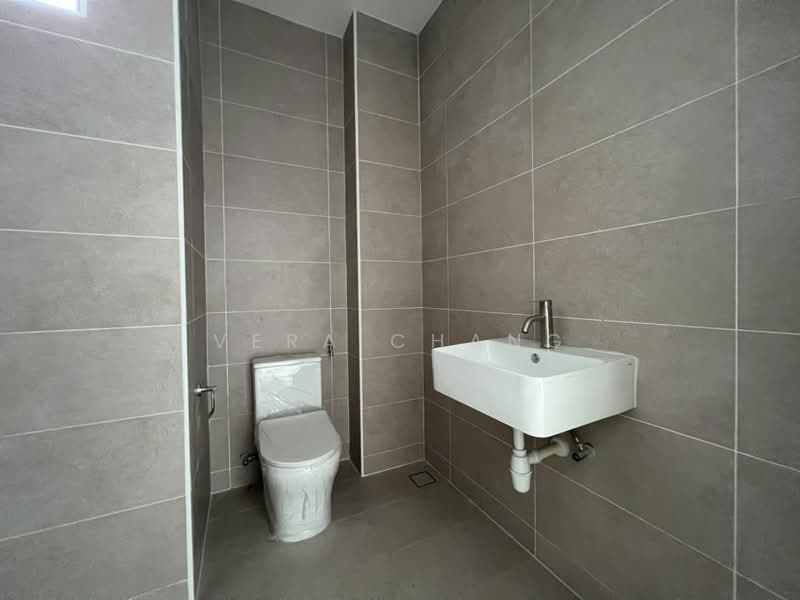 Terraced House for Sale in Taman Ponderosa (Johor Bahru) - Vera Chang - Bathroom - PropertyGuru.com.my