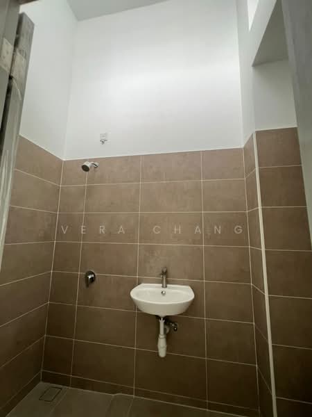 Terraced House for Sale in Taman Ponderosa (Johor Bahru) - Vera Chang - Bathroom - PropertyGuru.com.my