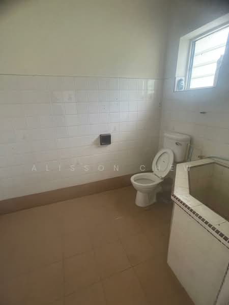 Rumah Berkembar untuk Dijual di George Town (Penang) - Alisson Chew - Bathroom - PropertyGuru.com.my