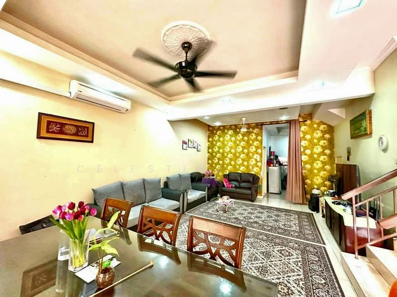 Rumah Teres 2 Tingkat untuk Dijual di Taman Puncak Saujana (Kajang) - Celestine Ting - Living Room - PropertyGuru.com.my