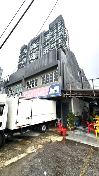 Shop for Rent in Jalan Klang Lama (Old Klang Road) (Kuala Lumpur) - David Lao - Exterior - PropertyGuru.com.my