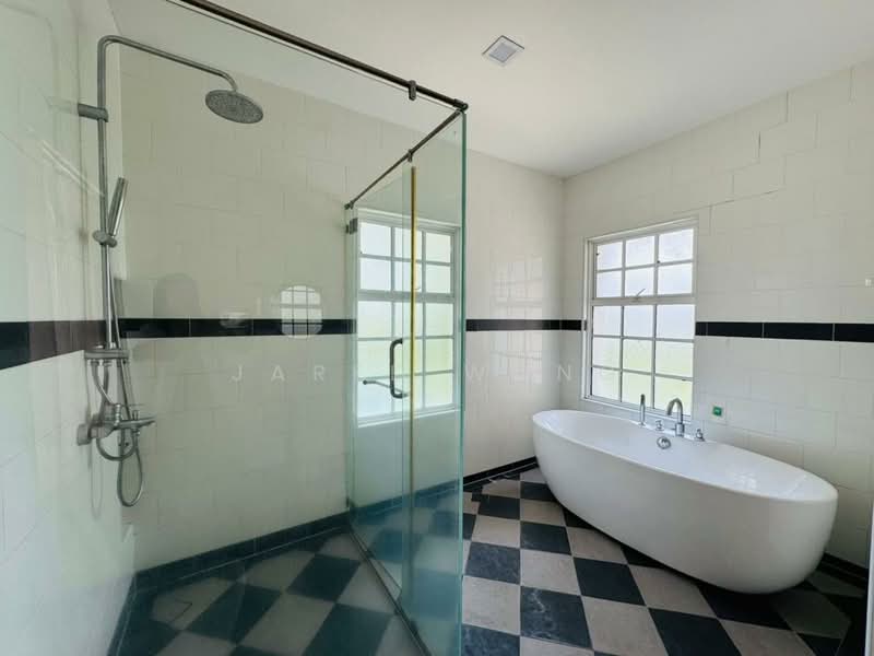 2.5-storey Terraced House for Rent in Cyberjaya (Selangor) - Jared Wong - Bathroom - PropertyGuru.com.my