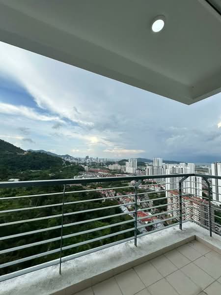 Kondominium untuk Disewa di Orchard Ville - Xinnee . - Balcony - PropertyGuru.com.my
