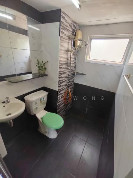 Apartment for Sale at SD Tiara Apartment - Edwin Wong - Bathroom - PropertyGuru.com.my