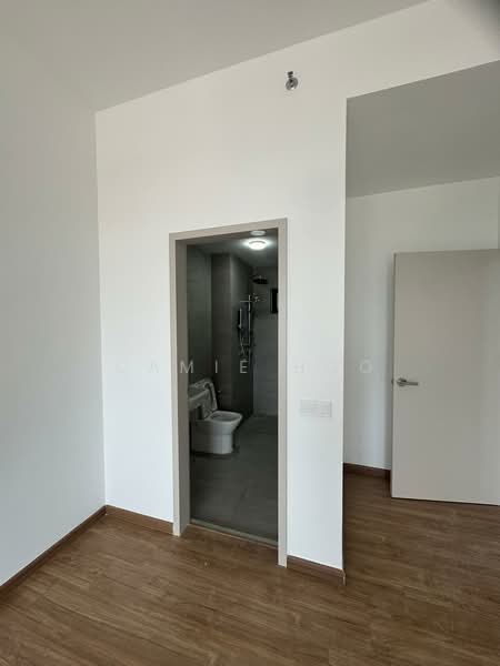 Service Residence for Rent at Residensi Ava @ Kiara Bay - Camie Hoo - Bathroom - PropertyGuru.com.my