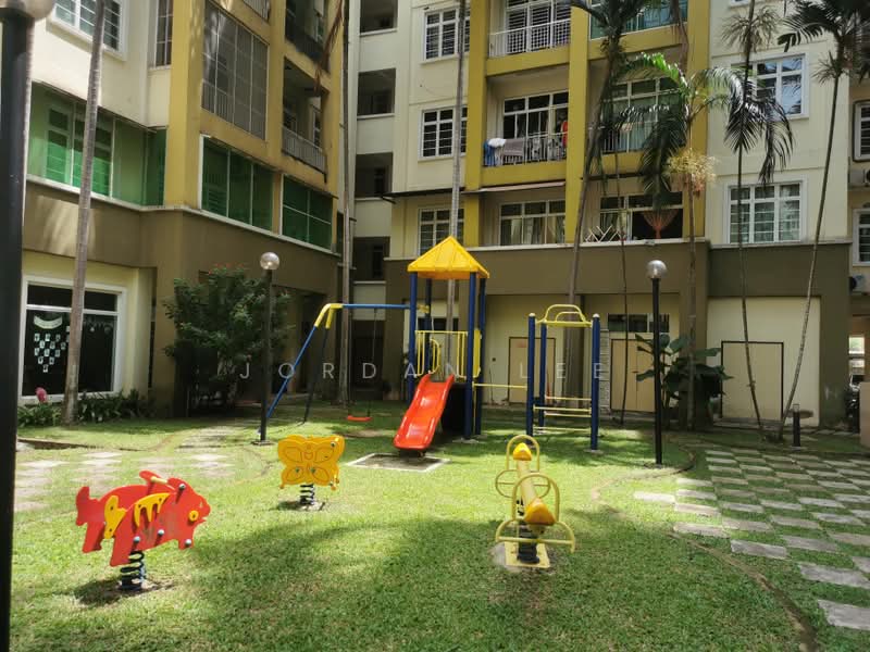 Pangsapuri untuk Disewa di Pangsapuri Bukit Beruang Bestari (University View) - Jordan Lee - Exterior - PropertyGuru.com.my