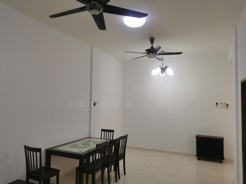 Pangsapuri untuk Disewa di Pangsapuri Bukit Beruang Bestari (University View) - Jordan Lee - Dining Room - PropertyGuru.com.my