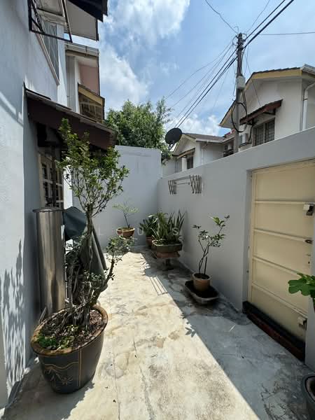 Rumah Teres untuk Disewa di Bandar Kinrara Seksyen 5 (Bandar Kinrara) - Louis . - PropertyGuru.com.my
