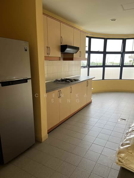 Condominium for Rent at Impiana On The Waterfront Condominium - Chen Kah Seng - Kitchen - PropertyGuru.com.my