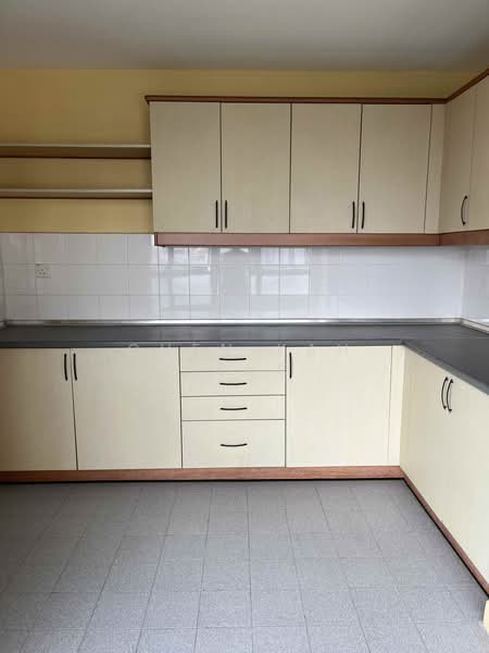 Condominium for Rent at Impiana On The Waterfront Condominium - Chen Kah Seng - Kitchen - PropertyGuru.com.my