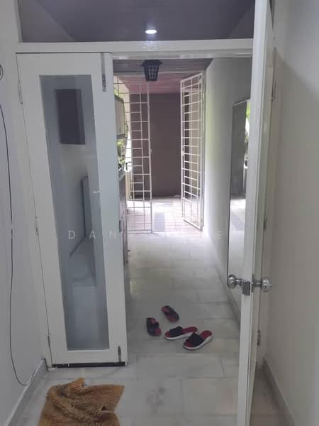 Kondominium untuk Disewa di Ukay Club Villas - Daniel Teh - Entrance - PropertyGuru.com.my