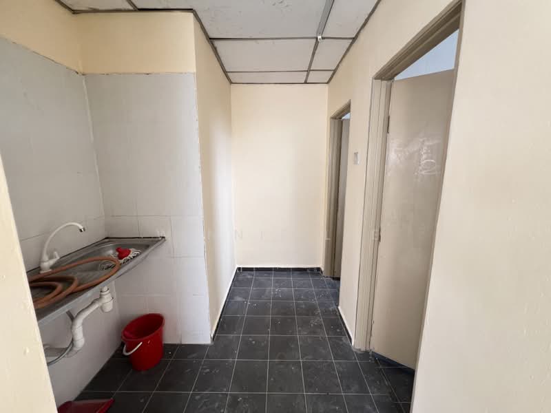 Factory for Rent in Kota Kemuning (Shah Alam) - Winnie Lee - Corridor - PropertyGuru.com.my