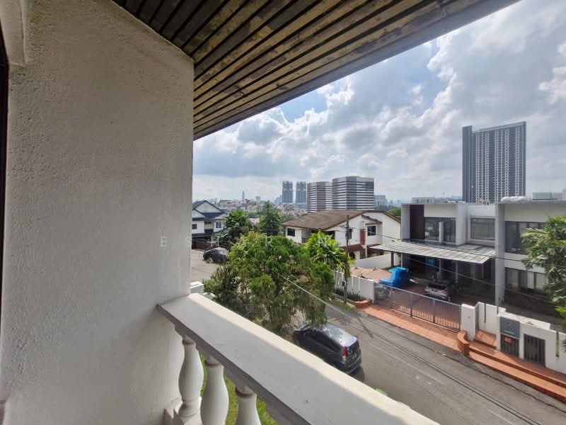 2-storey Terraced House for Sale in Taman Desa (Kuala Lumpur) - Esharani . - PropertyGuru.com.my