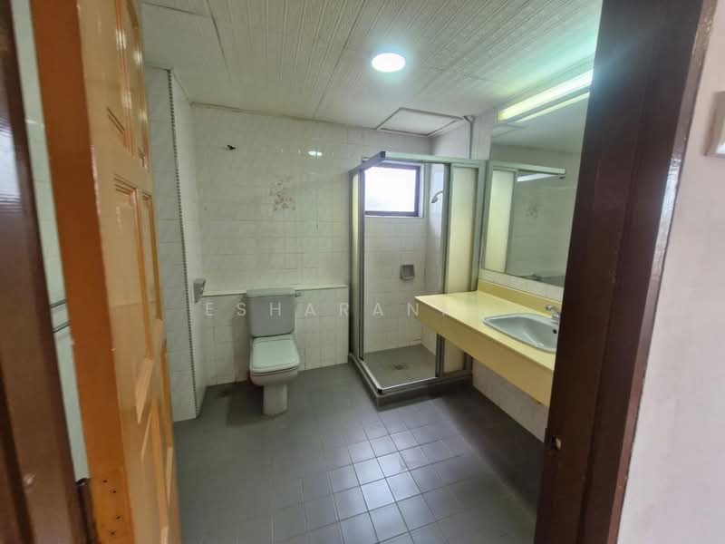 2-storey Terraced House for Sale in Taman Desa (Kuala Lumpur) - Esharani . - PropertyGuru.com.my