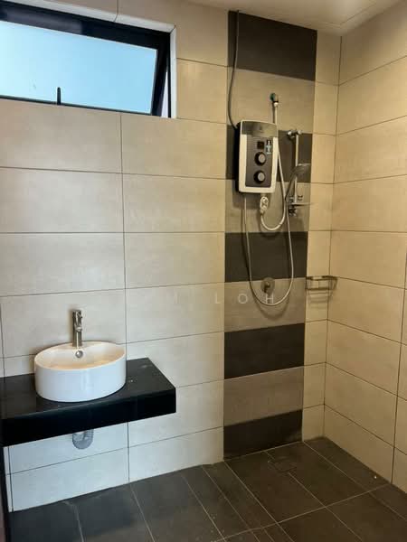 Service Residence for Sale at Molek Regency - Kim Loh - Bathroom - PropertyGuru.com.my