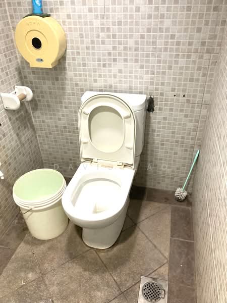 Shop for Rent in Taman Tun Dr Ismail (Kuala Lumpur) - David Lao - Bathroom - PropertyGuru.com.my