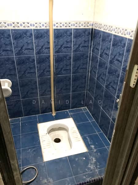Shop for Rent in Taman Tun Dr Ismail (Kuala Lumpur) - David Lao - Bathroom - PropertyGuru.com.my