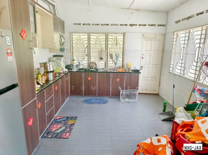 Semi-Detached House for Sale in Taman Eng Ann (Klang) - Tom Lee - PropertyGuru.com.my