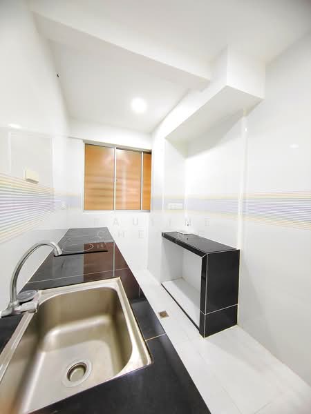 Pangsapuri untuk Dijual di The Rise Collection 2 - Pauline Cheong - Kitchen - PropertyGuru.com.my