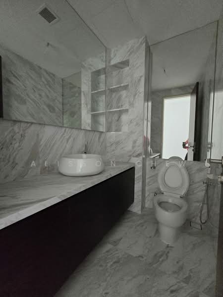 Kondominium untuk Dijual di The Light Collection IV - Alisson Chew - Bathroom - PropertyGuru.com.my