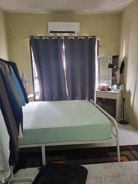 Pangsapuri untuk Dijual di Cahaya Permai - Sr Firdaus Abd Hamid - Bedroom - PropertyGuru.com.my