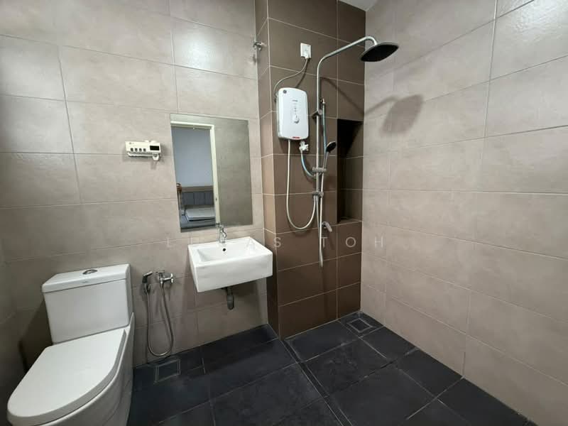 Rumah Teres untuk Dijual di Kota Emerald (Rawang) - Lucas Toh - Bathroom - PropertyGuru.com.my