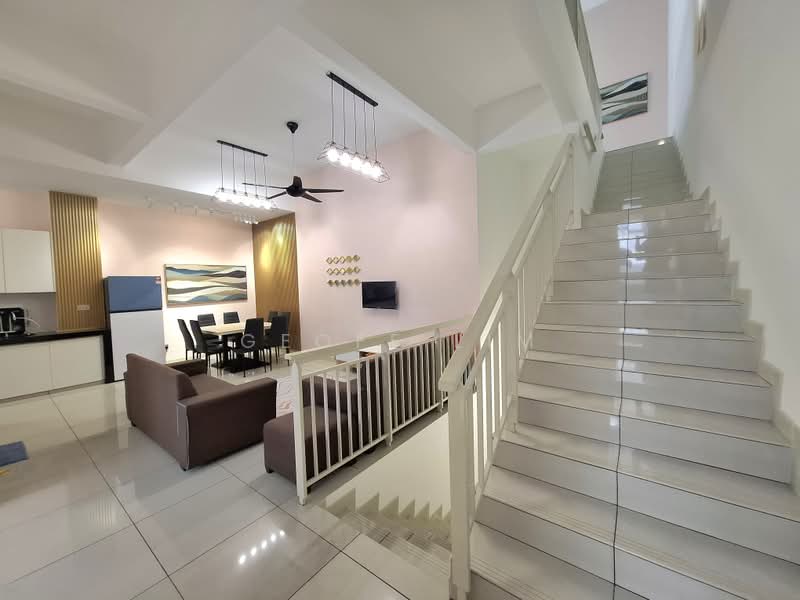 Rumah Bandar untuk Disewa di 16 Sierra (Puchong) - Geoff Lim - Living Room - PropertyGuru.com.my