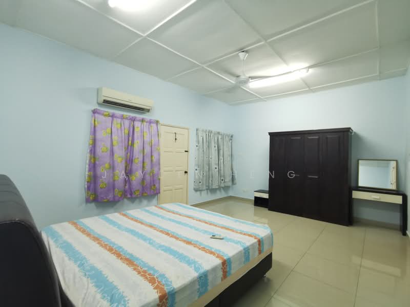 Terraced House for Rent in Taman Mayang (Petaling Jaya) - Jayden Heng - Bedroom - PropertyGuru.com.my