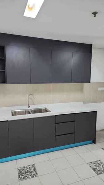 Service Residence for Sale at i-Zen @ Kiara 2 - Mr Jeff Low - Kitchen - PropertyGuru.com.my