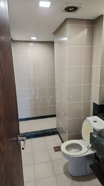 Service Residence for Sale at i-Zen @ Kiara 2 - Mr Jeff Low - Bathroom - PropertyGuru.com.my