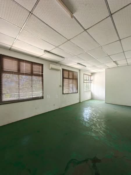 Semi-D Factory for Rent in Taman Perindustrian Gemilang (Ulu Tiram) - Pansy Teo - Interior - PropertyGuru.com.my