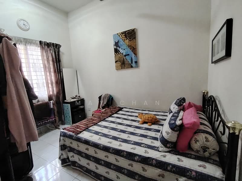 2-storey Terraced House for Sale in Taman Puncak Utama (Balakong) - May Chan - Bedroom - PropertyGuru.com.my