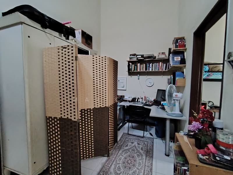 2-storey Terraced House for Sale in Taman Puncak Utama (Balakong) - May Chan - Study - PropertyGuru.com.my