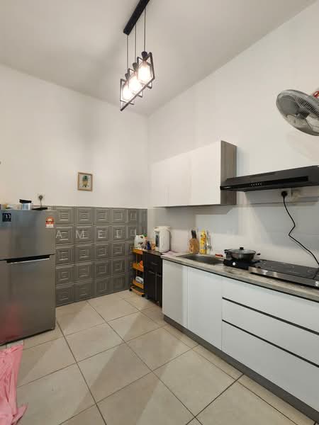 Rumah Teres 2 Tingkat untuk Dijual di Taman Meru (Ipoh) - Amelia Kong - Kitchen - PropertyGuru.com.my