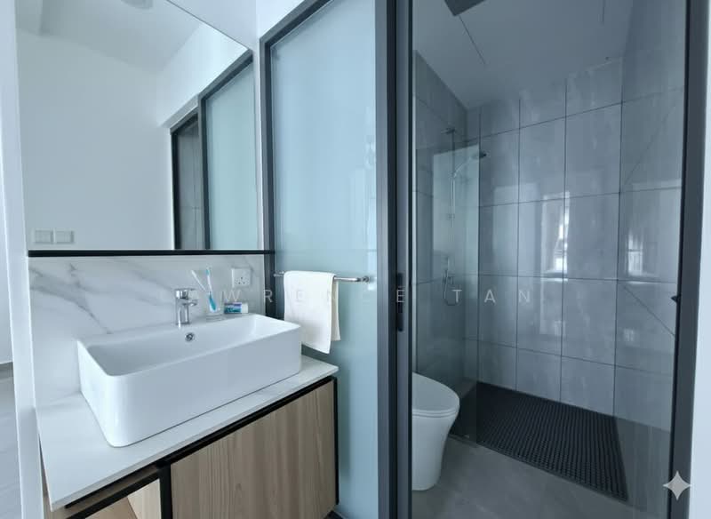 Service Residence for Rent at Savana @ Utropolis - Lawrence Tan - Bathroom - PropertyGuru.com.my