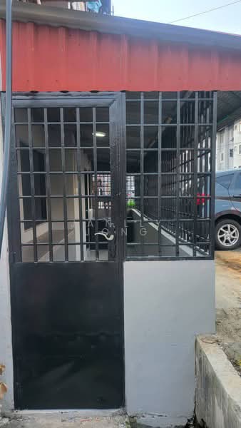 Rumah Flat untuk Dijual di Flat Bandar Selesa Jaya @ Jalan Silat Gayong - Janlly Jong - Exterior - PropertyGuru.com.my